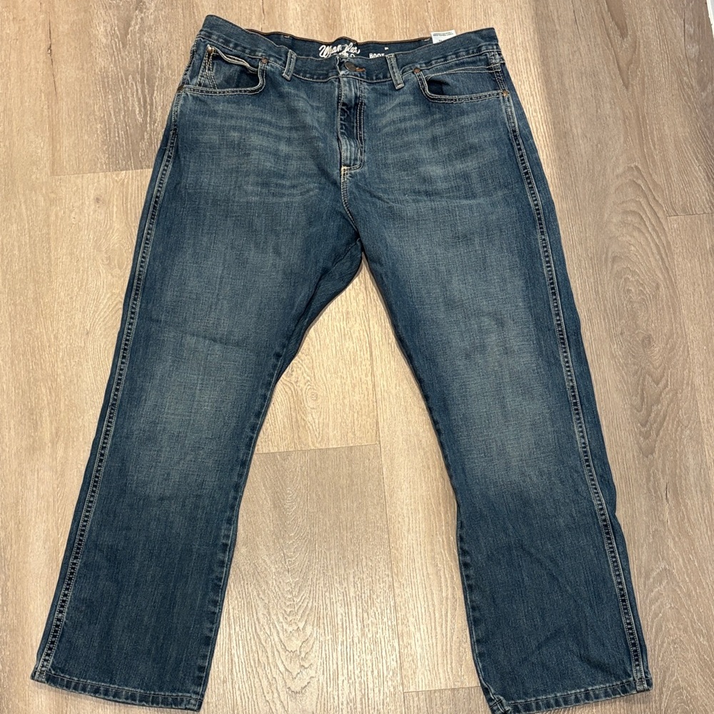 Men's Classic Bootcut Jeans in Blue
